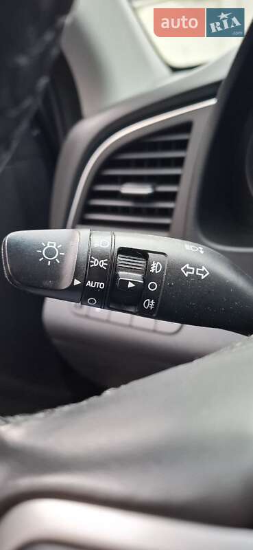 Седан Hyundai Elantra 2018 в Киеве фото 11 Седан Hyundai Elantra 2018 в Киеве