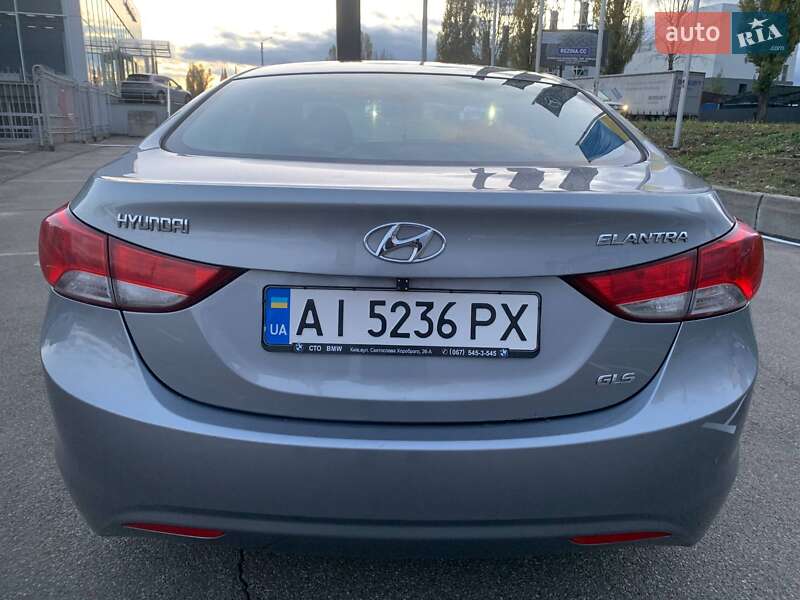 Седан Hyundai Elantra 2013 в Киеве фото 2 Седан Hyundai Elantra 2013 в Киеве