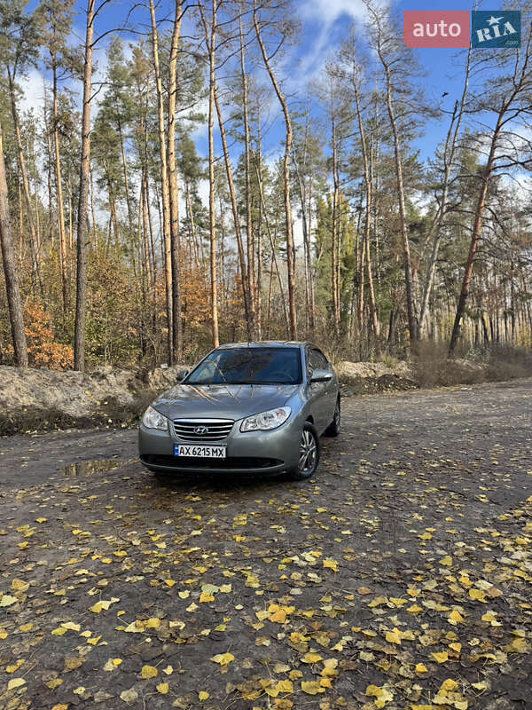Седан Hyundai Elantra 2010 в Харкові фото 2 Седан Hyundai Elantra 2010 в Харкові