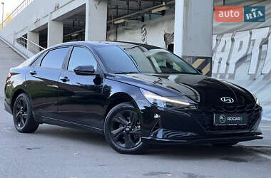 Седан Hyundai Elantra 2021 в Киеве