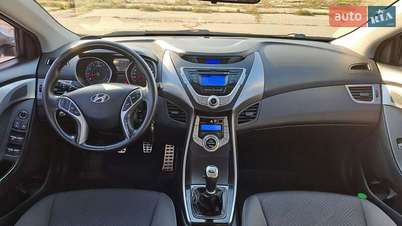 Седан Hyundai Elantra 2013 в Виннице фото 22 Седан Hyundai Elantra 2013 в Виннице