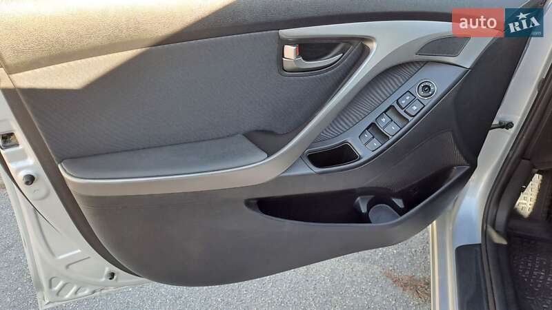 Седан Hyundai Elantra 2013 в Виннице фото 30 Седан Hyundai Elantra 2013 в Виннице