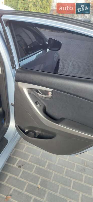 Седан Hyundai Elantra 2012 в Кропивницькому фото 22 Седан Hyundai Elantra 2012 в Кропивницькому