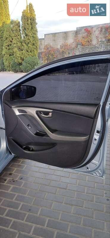 Седан Hyundai Elantra 2012 в Кропивницькому фото 69 Седан Hyundai Elantra 2012 в Кропивницькому