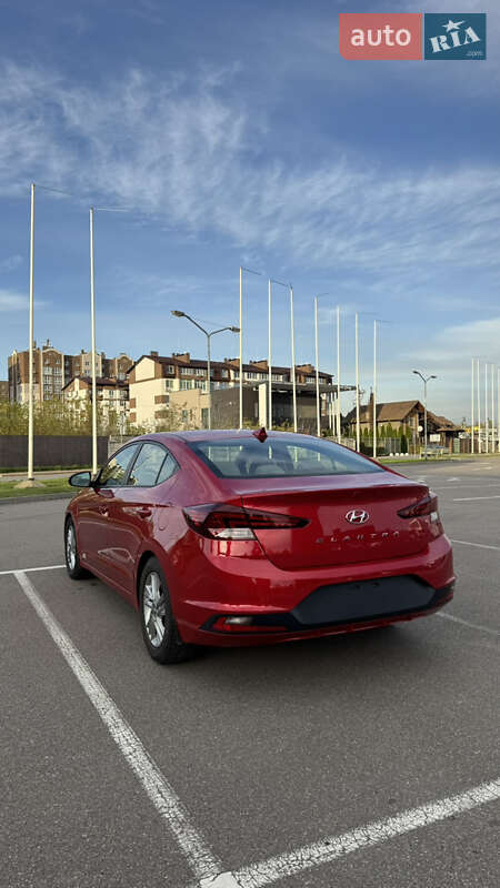Седан Hyundai Elantra 2020 в Киеве