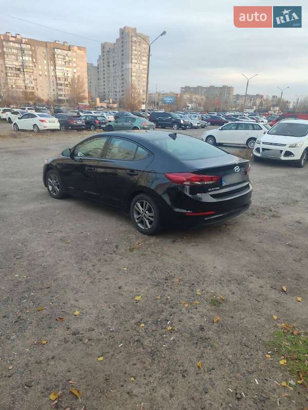 Седан Hyundai Elantra 2018 в Киеве фото 16 Седан Hyundai Elantra 2018 в Киеве