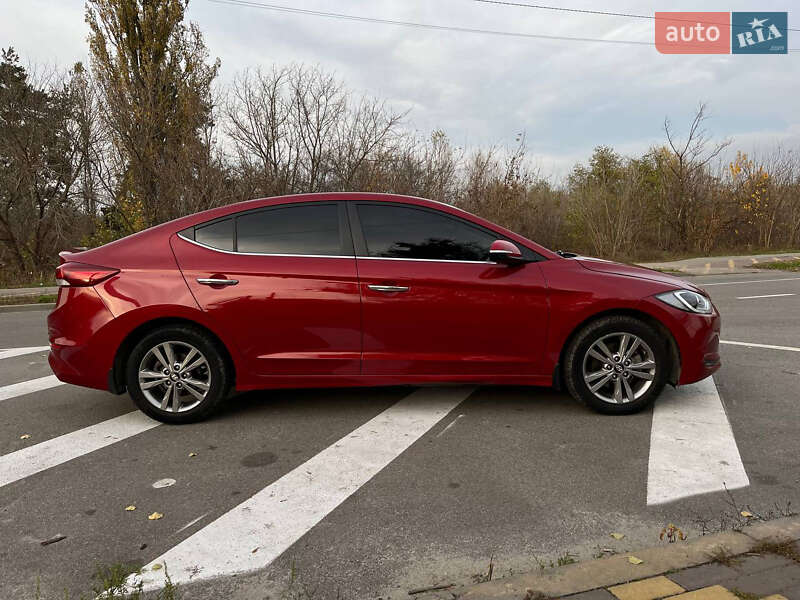 Седан Hyundai Elantra 2018 в Києві фото 3 Седан Hyundai Elantra 2018 в Києві