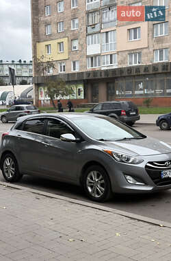 Хетчбек Hyundai Elantra 2013 в Рівному