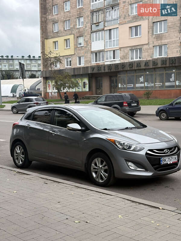 Hyundai Elantra 2013 Hyundai Elantra 2013