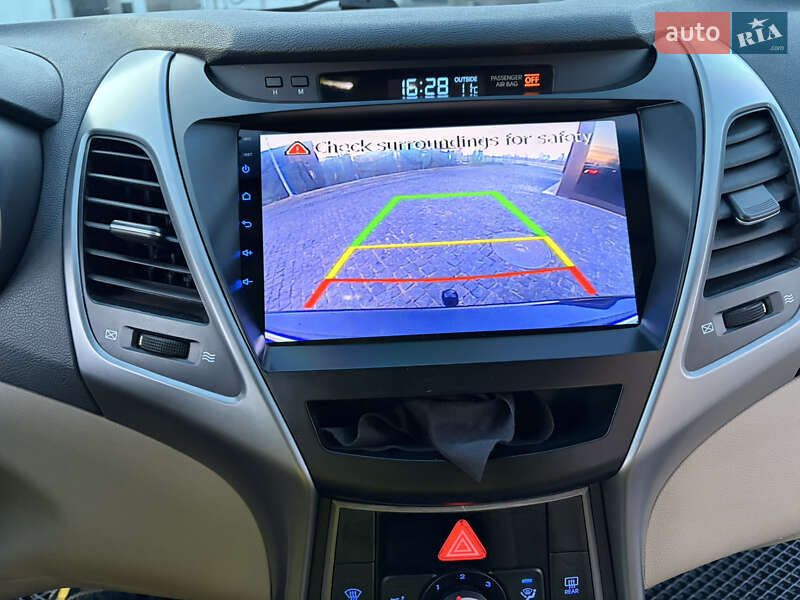 Седан Hyundai Elantra 2014 в Киеве фото 32 Седан Hyundai Elantra 2014 в Киеве