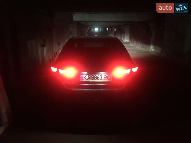 Седан Hyundai Elantra 2018 в Киеве