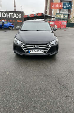 Седан Hyundai Elantra 2017 в Києві