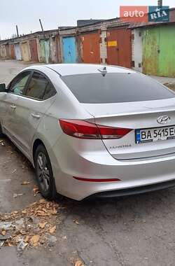 Седан Hyundai Elantra 2016 в Запорожье