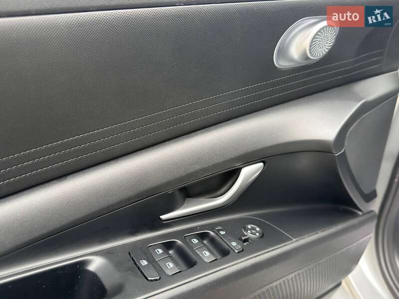 Седан Hyundai Elantra 2020 в Львове фото 12 Седан Hyundai Elantra 2020 в Львове