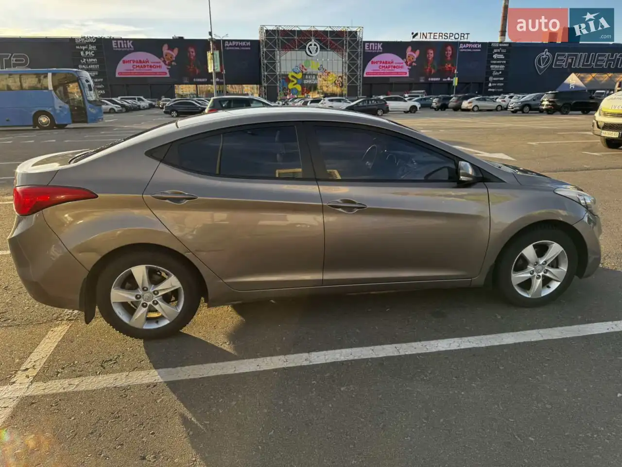 2012 Hyundai Elantra - мініатюра 24
