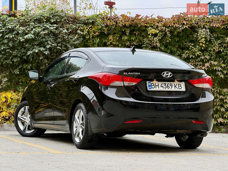 Седан Hyundai Elantra 2013 в Одессе фото 32 Седан Hyundai Elantra 2013 в Одессе