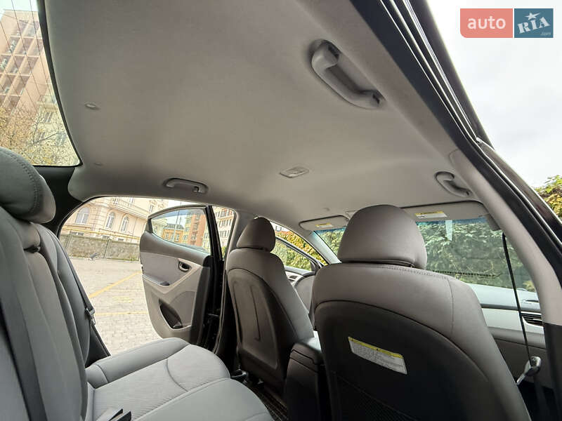Седан Hyundai Elantra 2013 в Одессе фото 44 Седан Hyundai Elantra 2013 в Одессе
