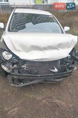 Седан Hyundai Elantra 2013 в Киеве