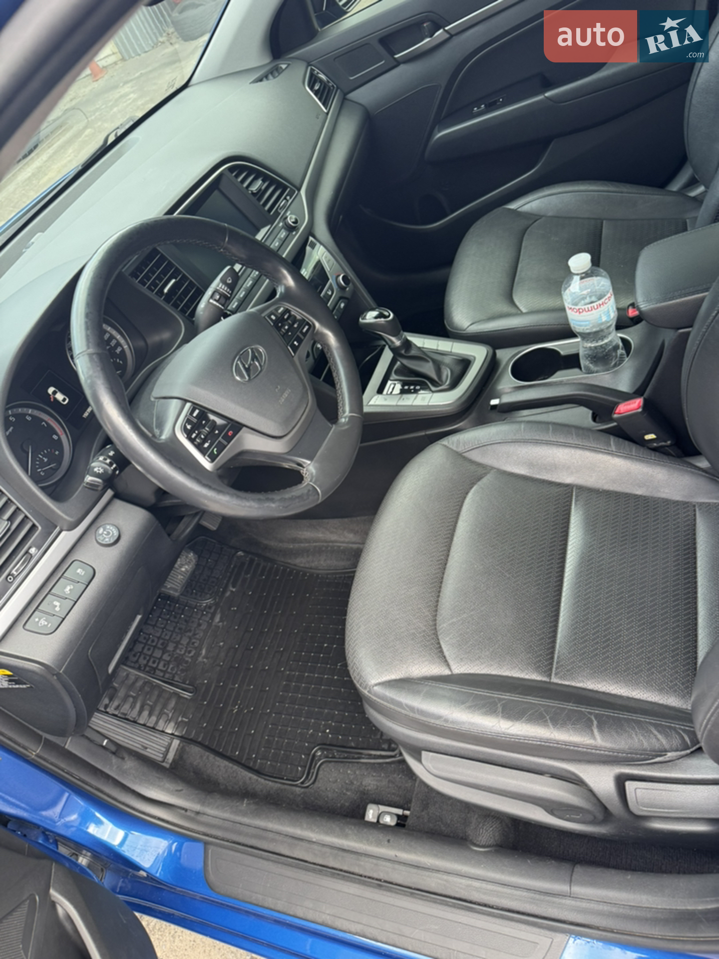 2017 Hyundai Elantra - мініатюра 12
