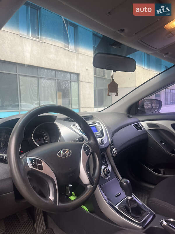 Седан Hyundai Elantra 2012 в Днепре фото 10 Седан Hyundai Elantra 2012 в Днепре