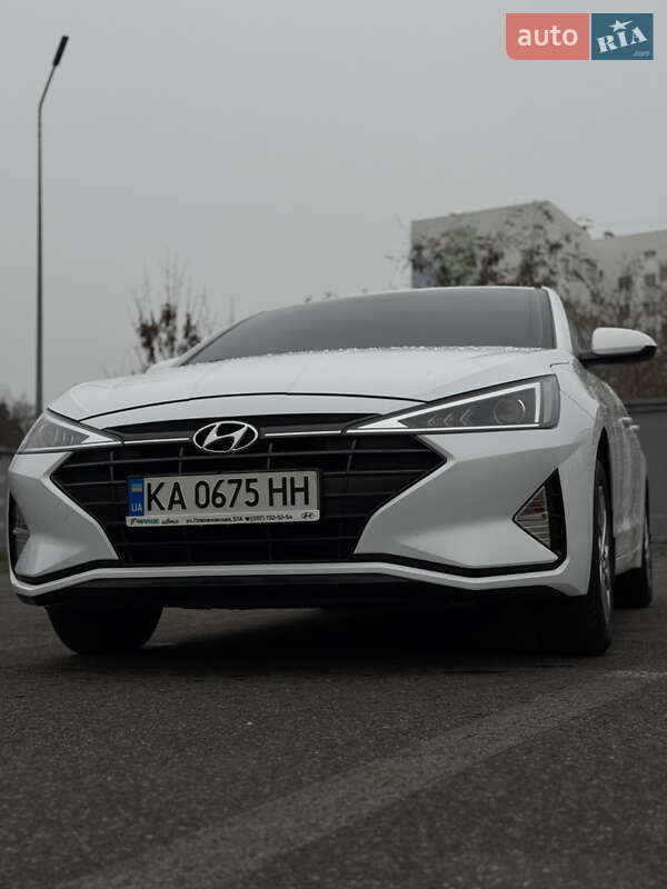Седан Hyundai Elantra 2020 в Харькове