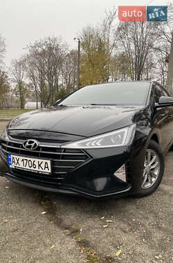 Седан Hyundai Elantra 2020 в Харкові