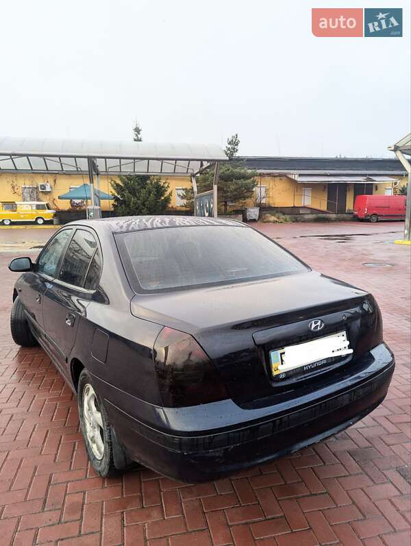 Седан Hyundai Elantra 2005 в Рівному