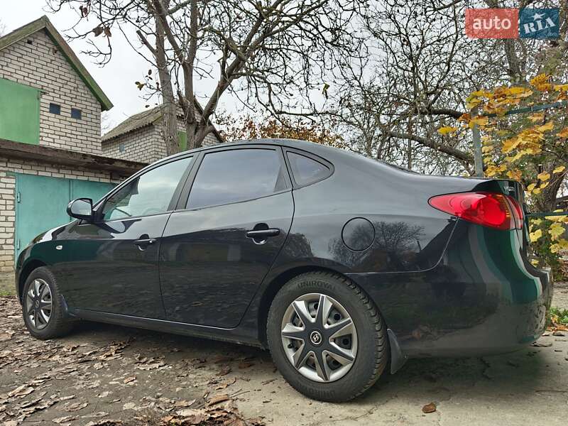 Седан Hyundai Elantra 2007 в Миколаєві
