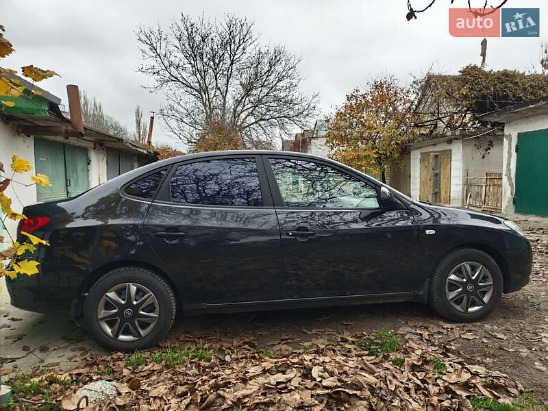Седан Hyundai Elantra 2007 в Миколаєві