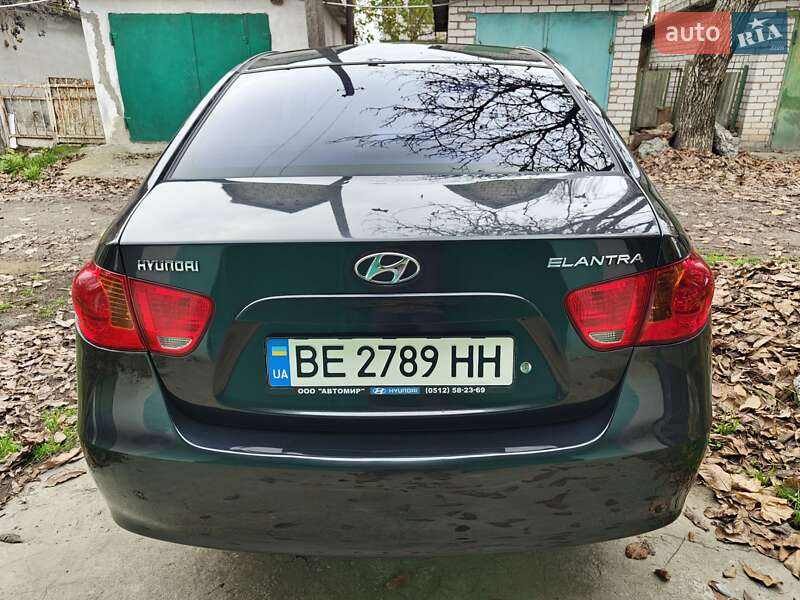 Седан Hyundai Elantra 2007 в Миколаєві