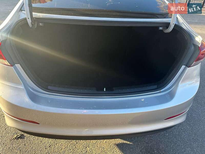 Седан Hyundai Elantra 2016 в Полтаве фото 15 Седан Hyundai Elantra 2016 в Полтаве