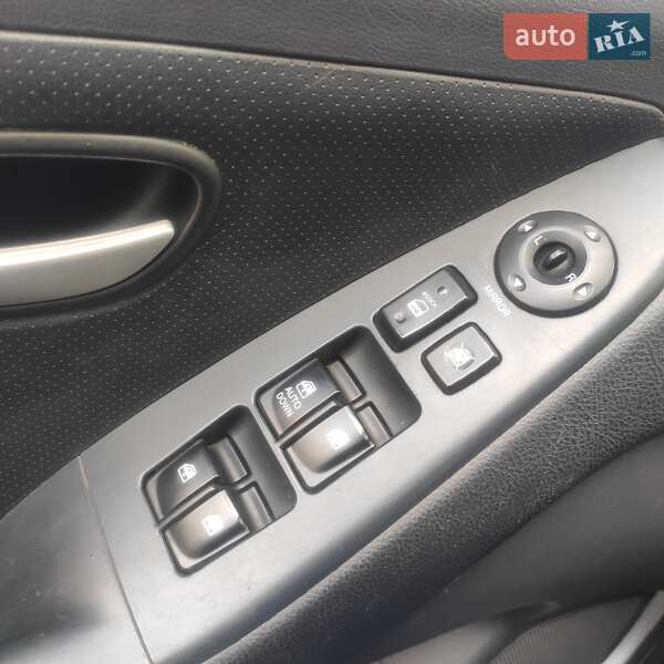 Седан Hyundai Elantra 2008 в Киеве фото 10 Седан Hyundai Elantra 2008 в Киеве