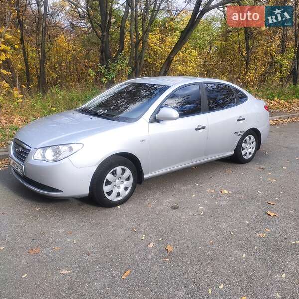 Седан Hyundai Elantra 2008 в Киеве фото 2 Седан Hyundai Elantra 2008 в Киеве