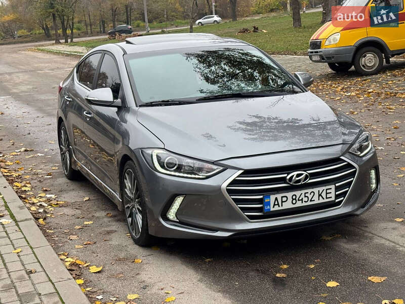 Седан Hyundai Elantra 2017 в Запорожье