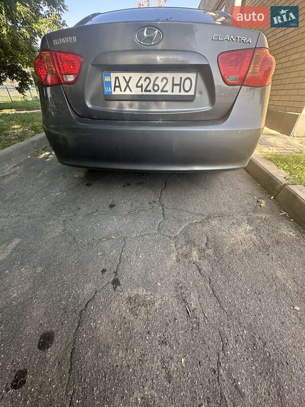 Седан Hyundai Elantra 2008 в Харькове