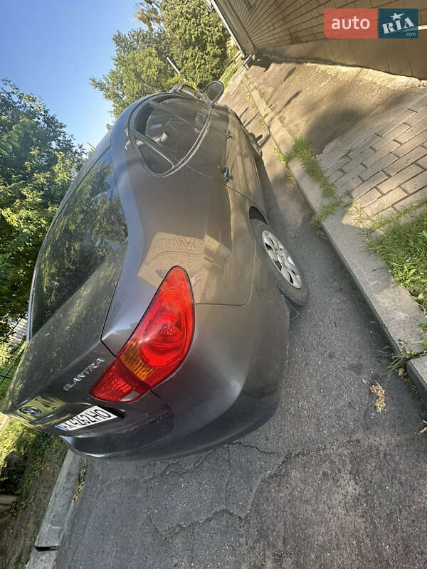 Седан Hyundai Elantra 2008 в Харькове