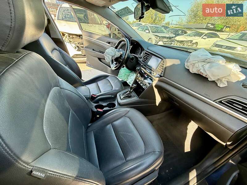 Седан Hyundai Elantra 2018 в Києві фото 24 Седан Hyundai Elantra 2018 в Києві