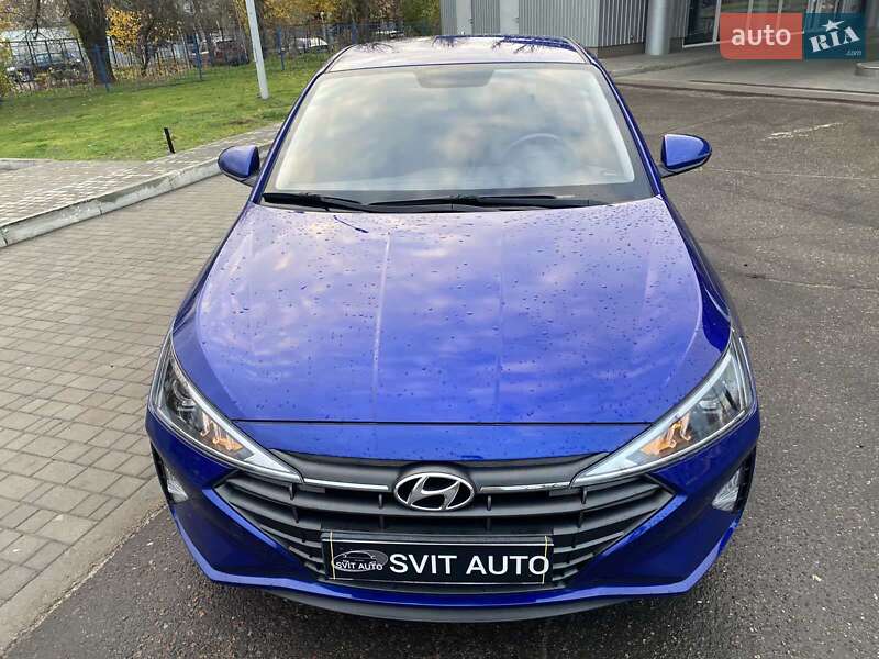 Седан Hyundai Elantra 2019 в Миколаєві