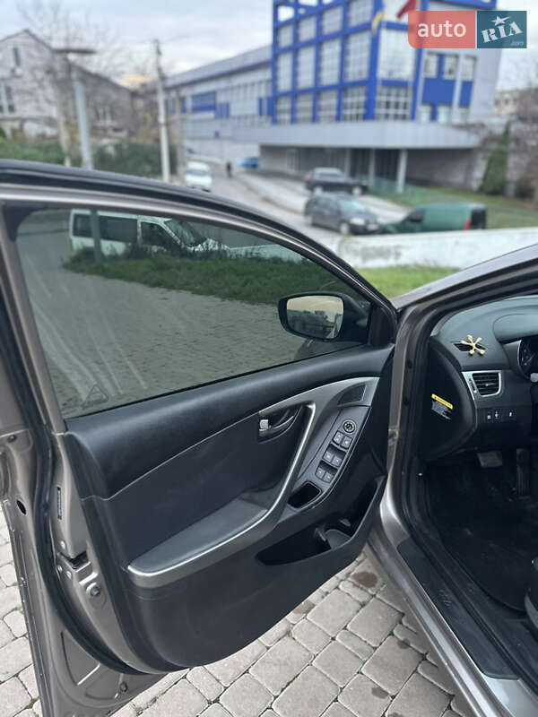Седан Hyundai Elantra 2011 в Виннице фото 16 Седан Hyundai Elantra 2011 в Виннице