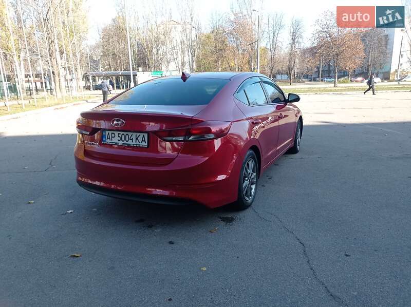 Седан Hyundai Elantra 2016 в Запорожье