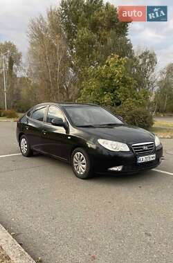 Седан Hyundai Elantra 2007 в Києві