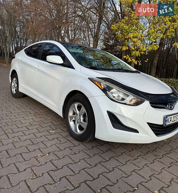 Седан Hyundai Elantra 2014 в Миргороде