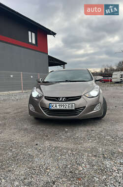Седан Hyundai Elantra 2013 в Ірпені