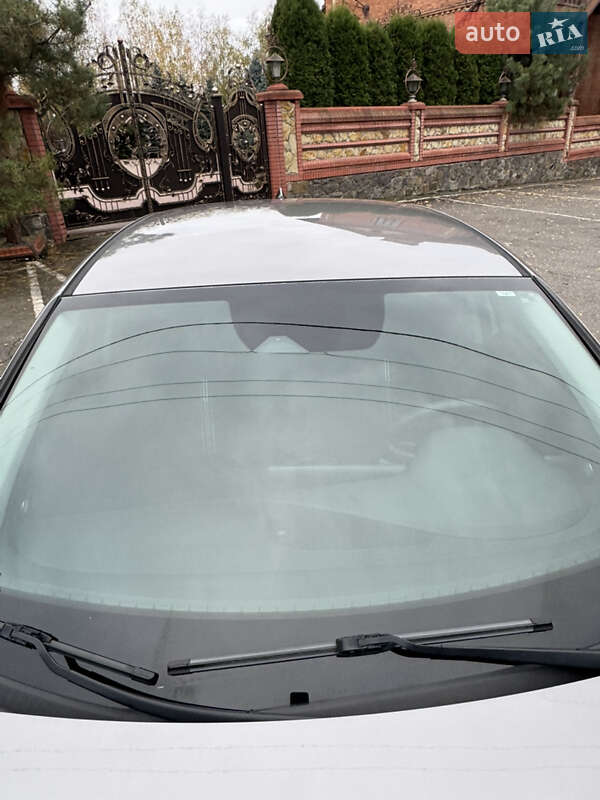 Седан Hyundai Elantra 2021 в Гнівані