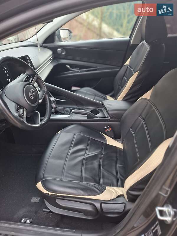 Седан Hyundai Elantra 2021 в Устиновке