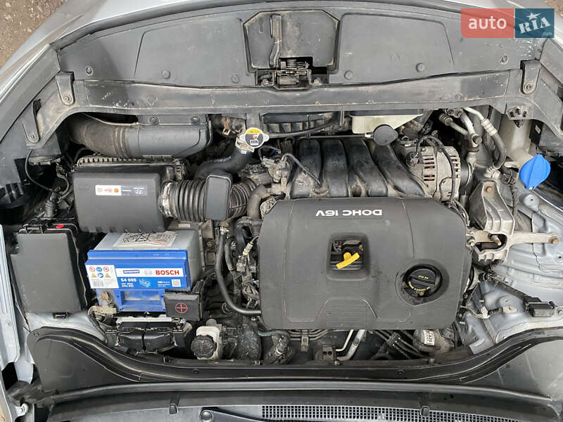 Седан Hyundai Elantra 2016 в Виннице