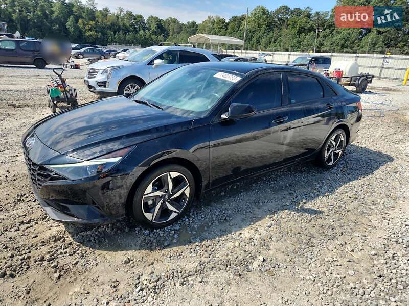 Hyundai Elantra 2023