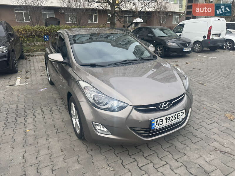 Hyundai Elantra 2012 Hyundai Elantra 2012