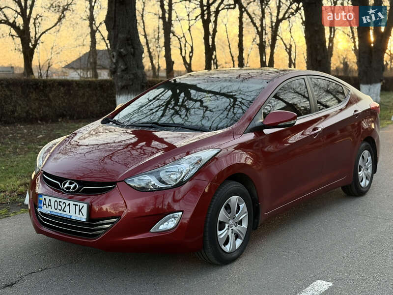 Hyundai Elantra 2011