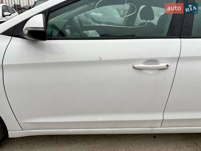 Седан Hyundai Elantra 2020 в Киеве фото 10 Седан Hyundai Elantra 2020 в Киеве